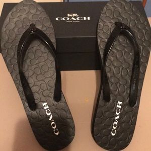 Coach Abigail rubber black flip flops